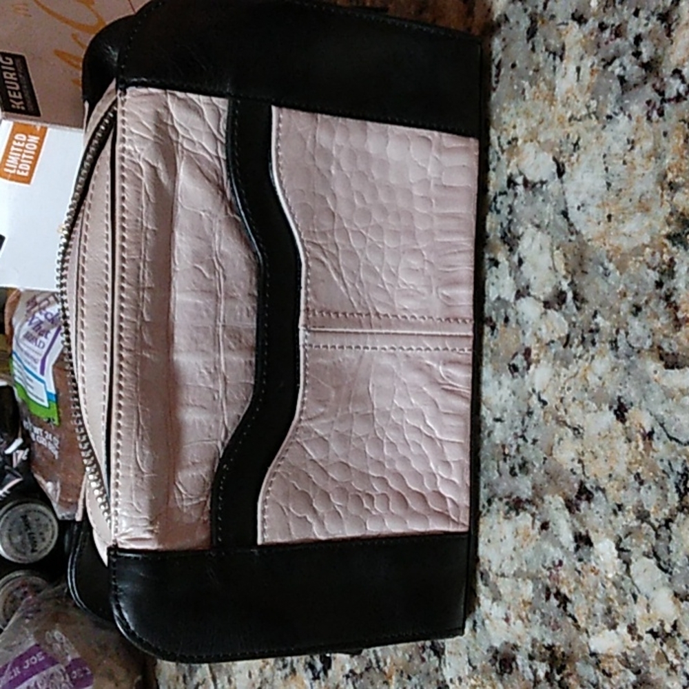 Kenneth Cole leather case